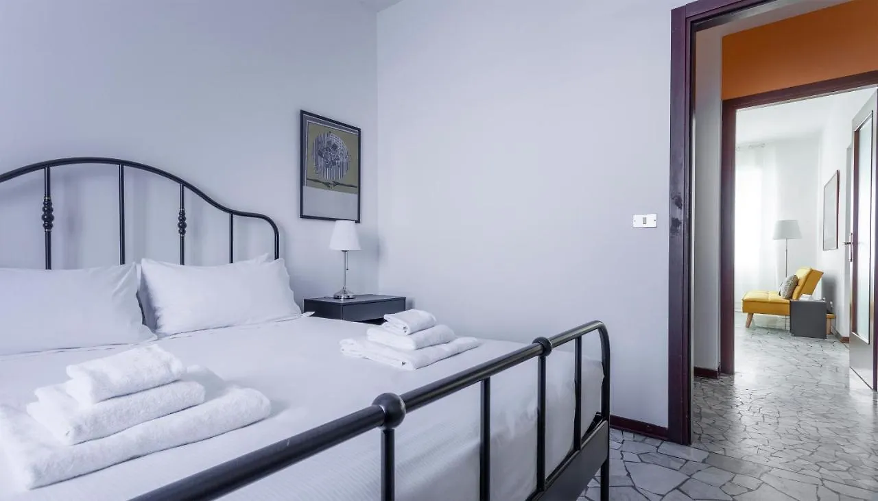 Italianway - Tolmezzo 10B Apartment Milan Italy